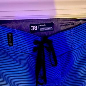 Hurley Mens Board shorts size 38